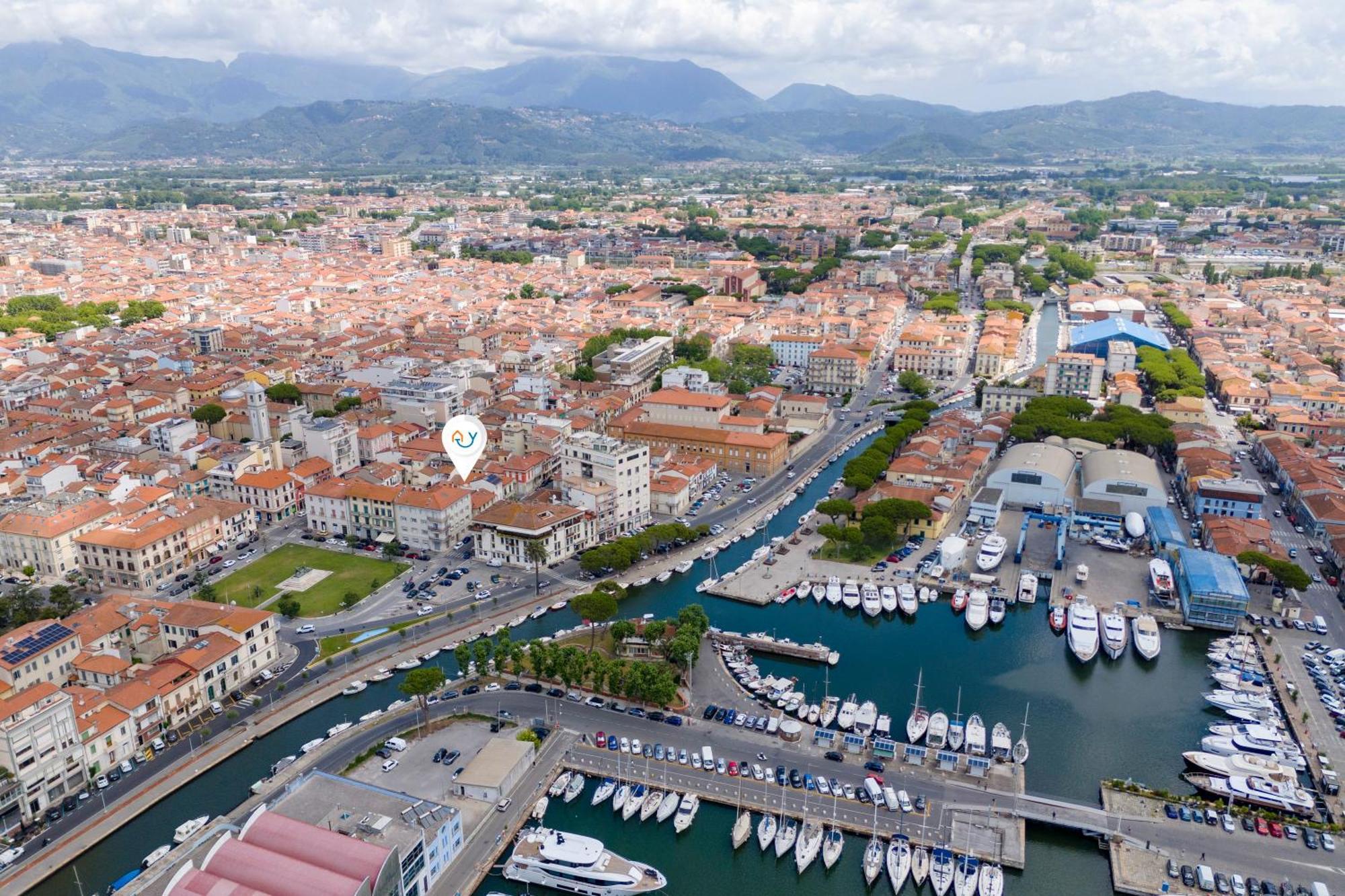 Suite Ondina Viareggio Apartments Экстерьер фото
